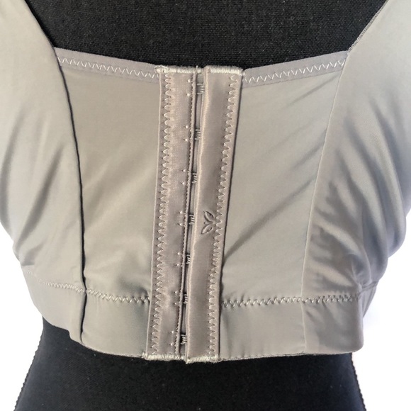 Dark gray bra. Size 42. - Picture 5 of 9